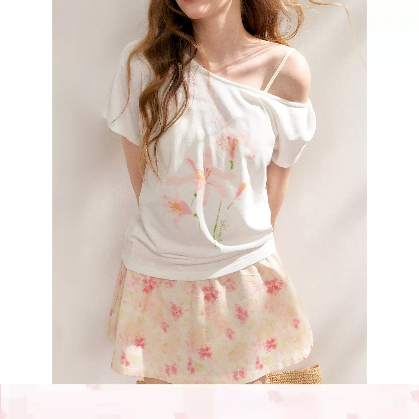 KROCHE アシンメトリー プリント 半袖 Tシャツ KEC4019