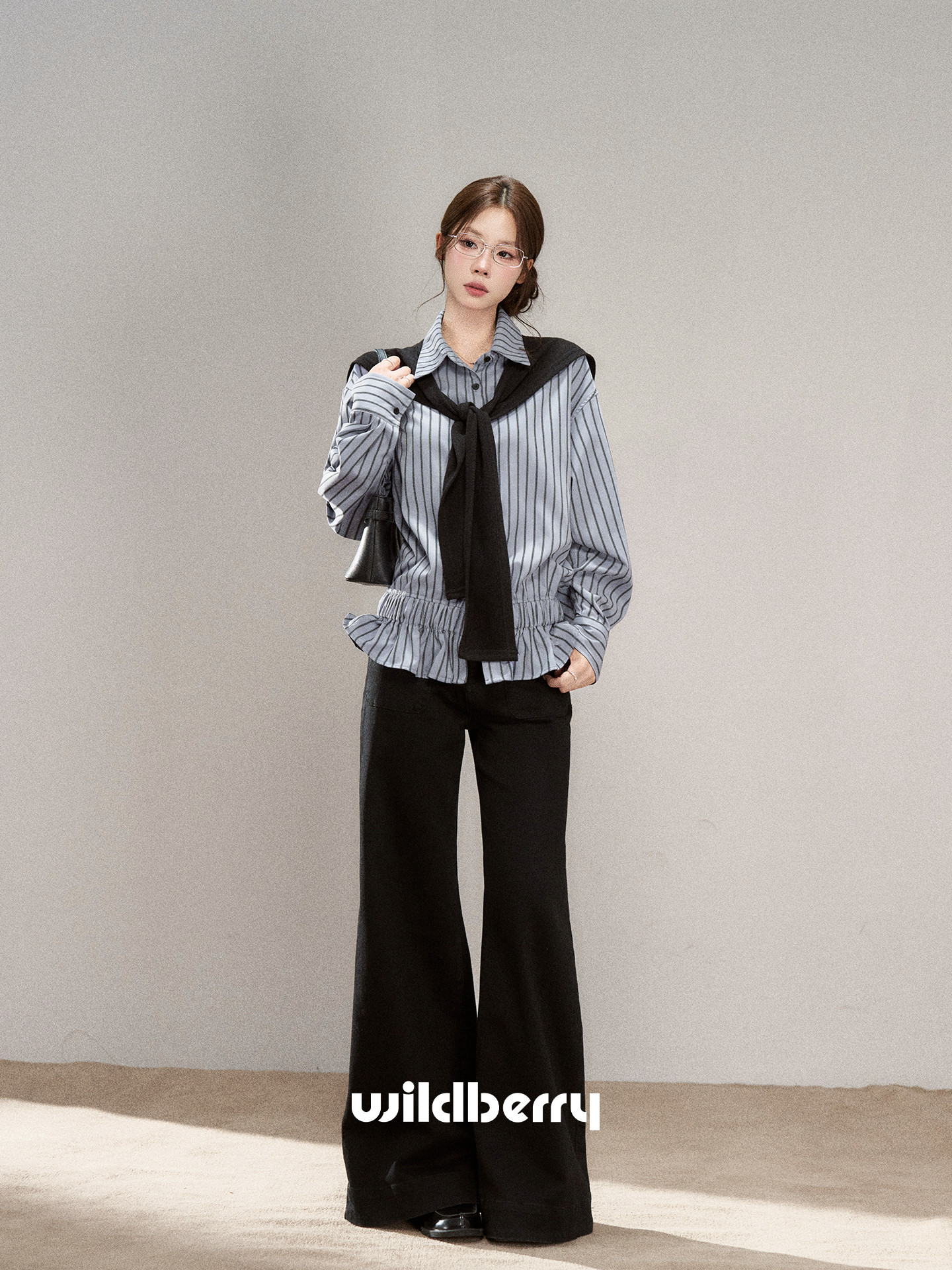 Wildberry ブルーストライプ 長袖シャツ