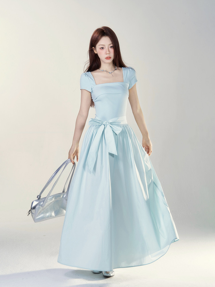 Wildberry スクエアネック 半袖ロングワンピース