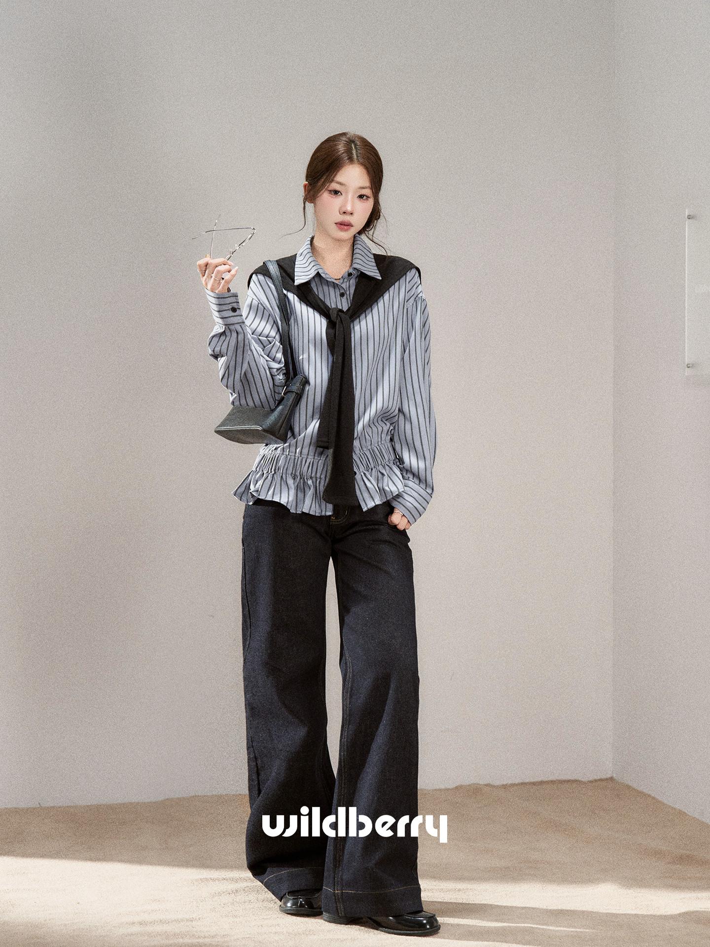 Wildberry ブルーストライプ 長袖シャツ