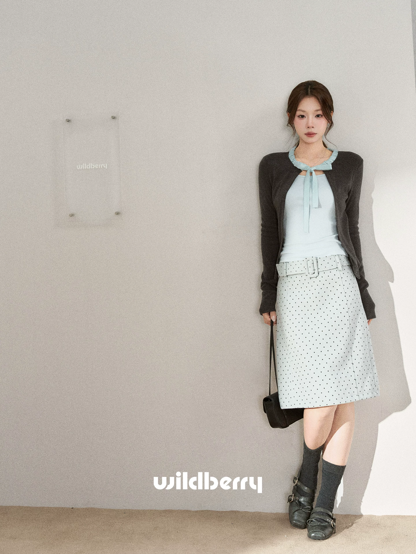 Wildberry リボンネック レイヤード風トップス