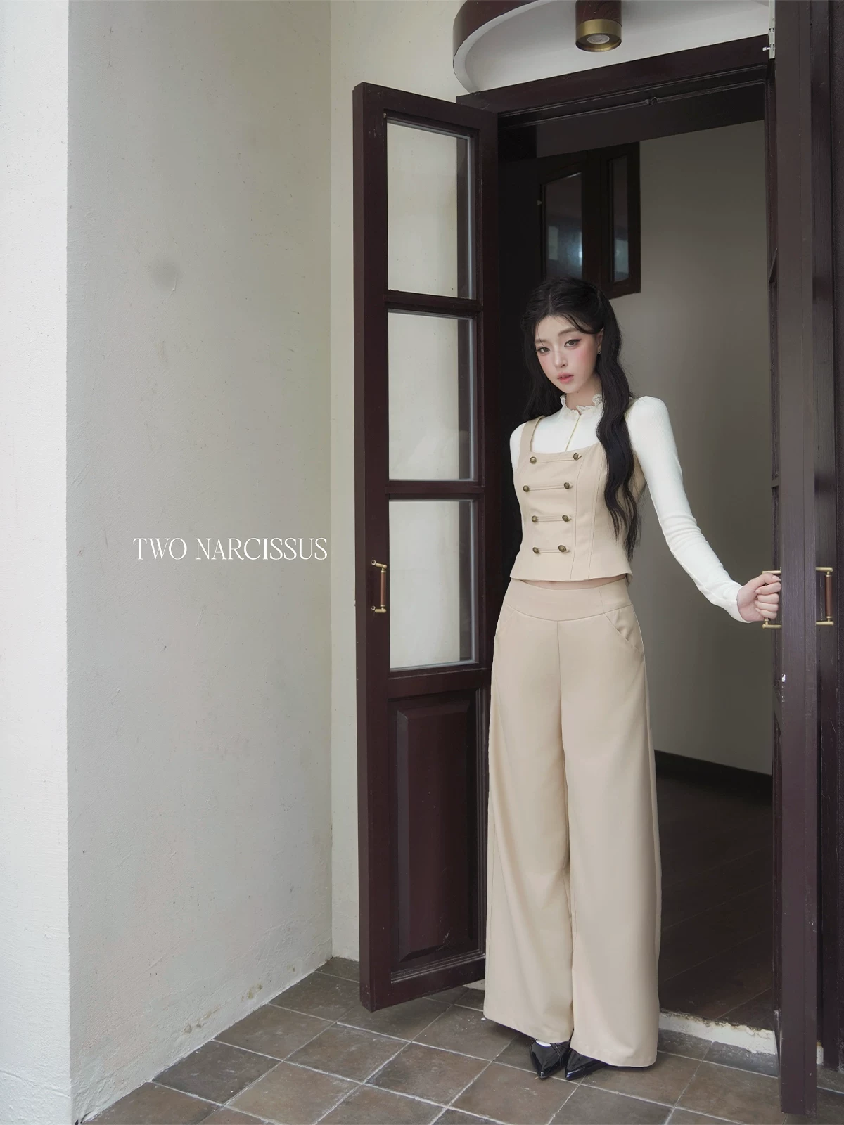 Two Narcissus グレージュ ワイドストレートパンツ