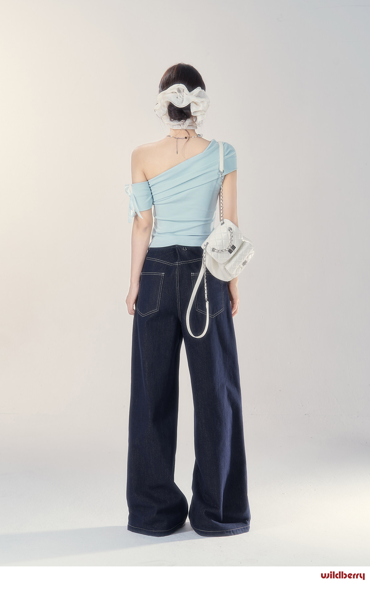 Wildberry アシンメトリーネック ギャザートップス