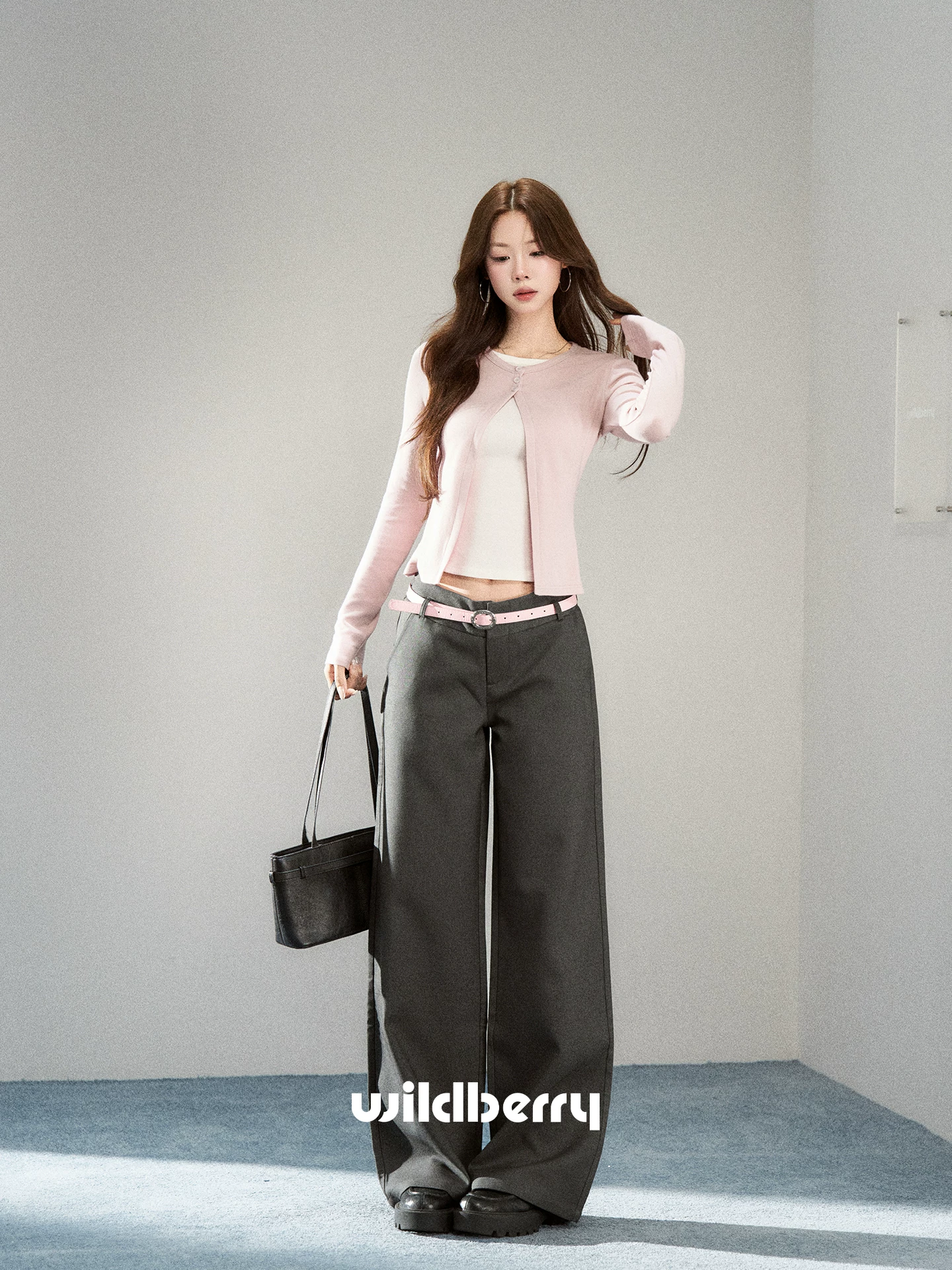Wildberry ドレープ ワイドパンツ