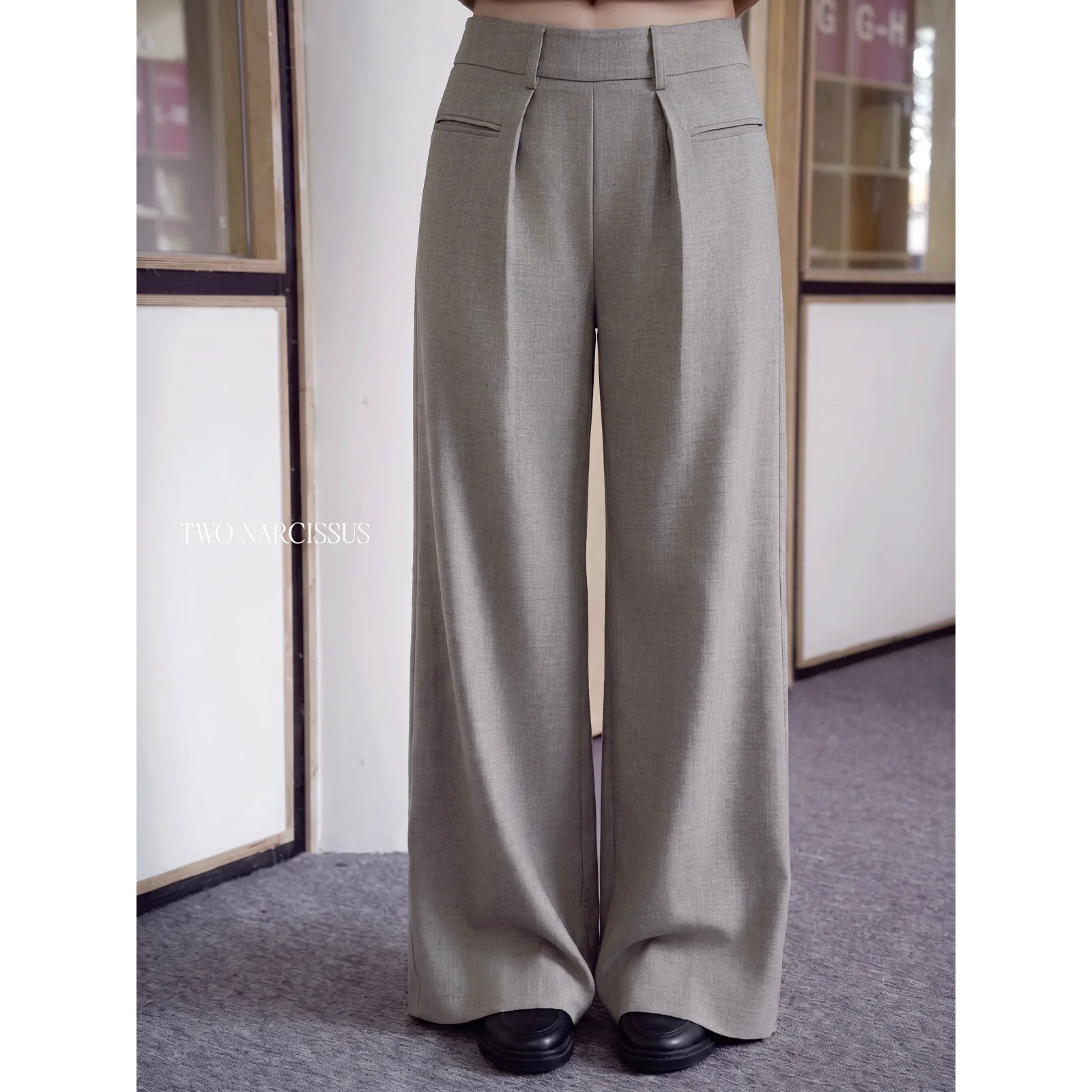 Two Narcissus タック入り ワイドスラックス