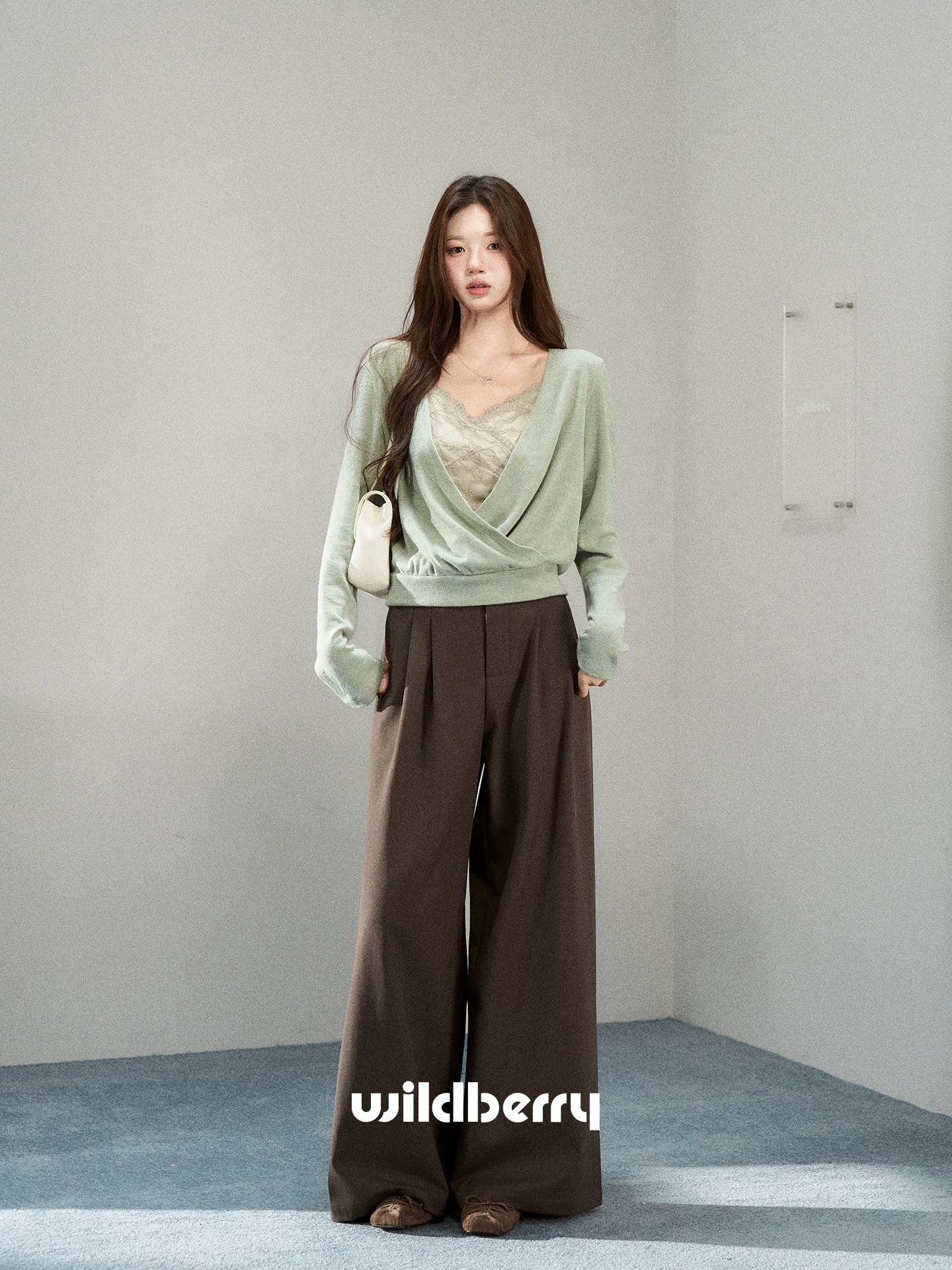 Wildberry ハイウエスト タックワイドパンツ