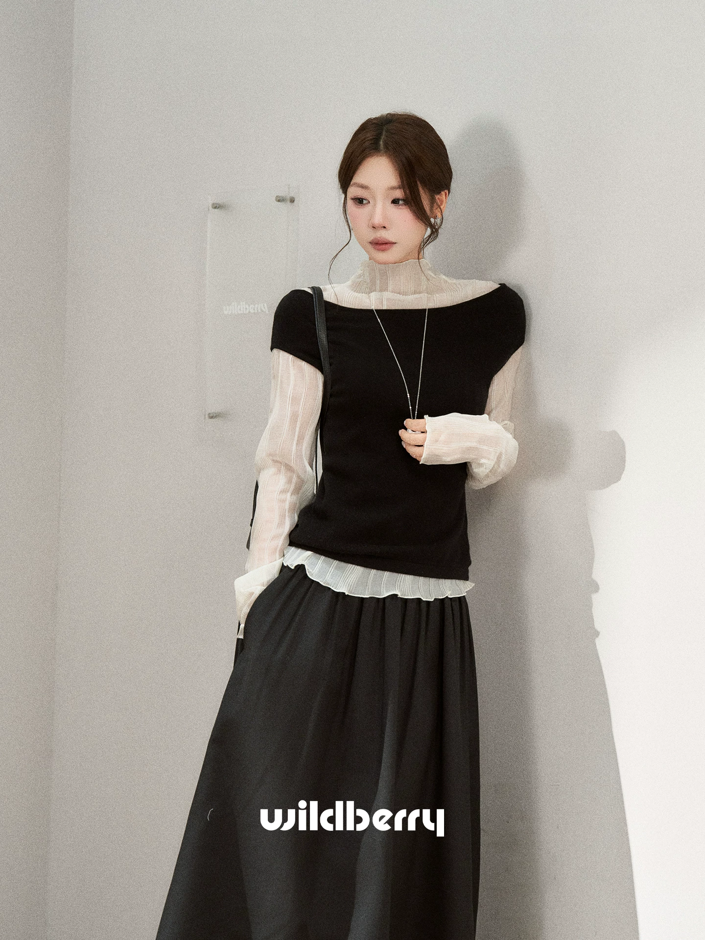 Wildberry オフショルダー ニット＆チュールトップス