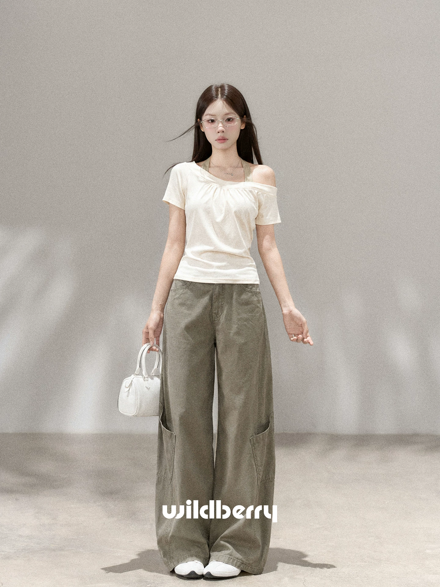 Wildberry 重ね着風 ホルターネック半袖Tシャツ