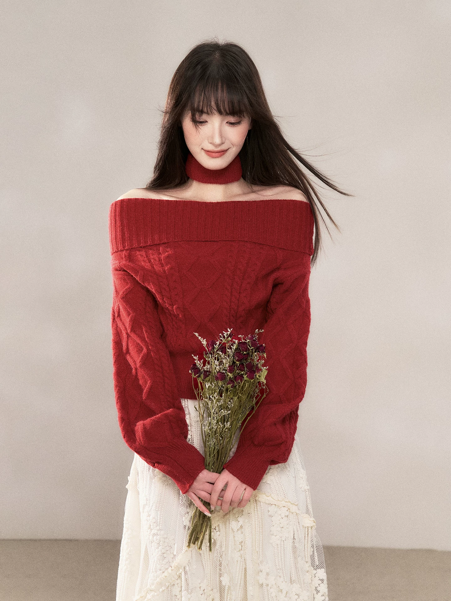 Wildberry レッド オフショルダーニット