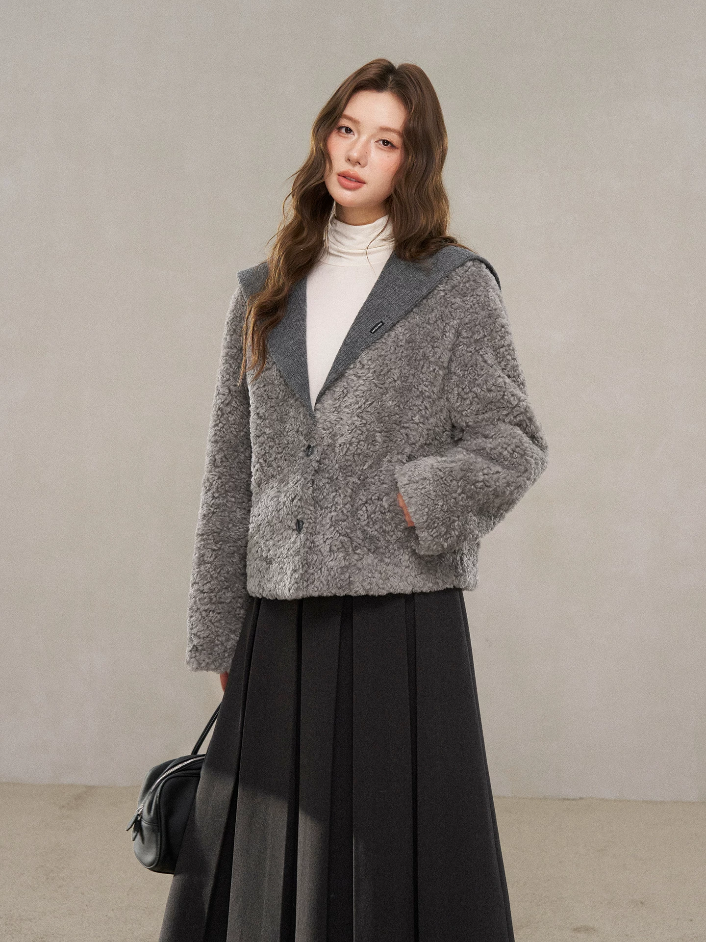 Wildberry グレー ボア一体ショートジャケット