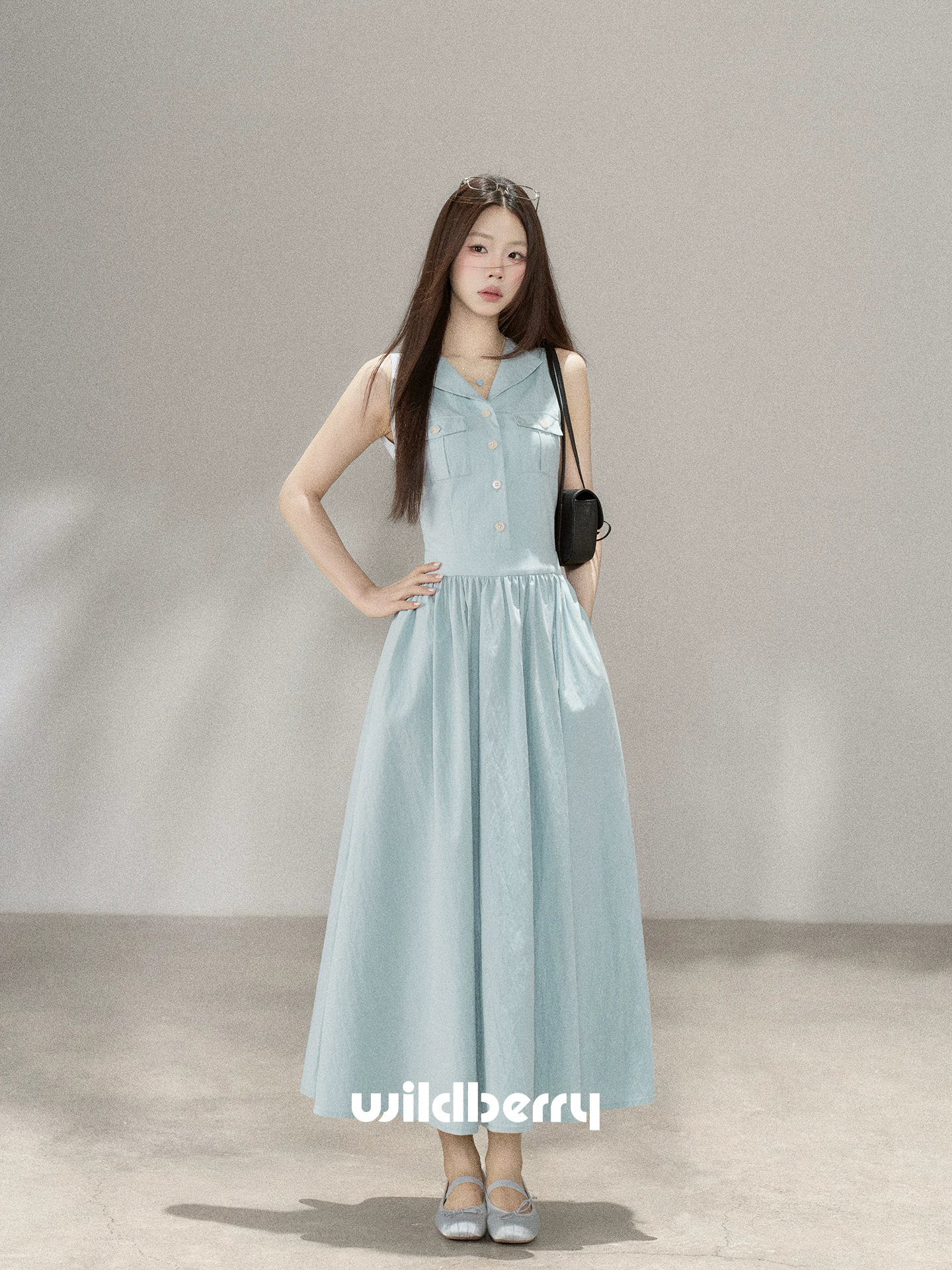 Wildberry ブルー ノースリーブロングワンピース