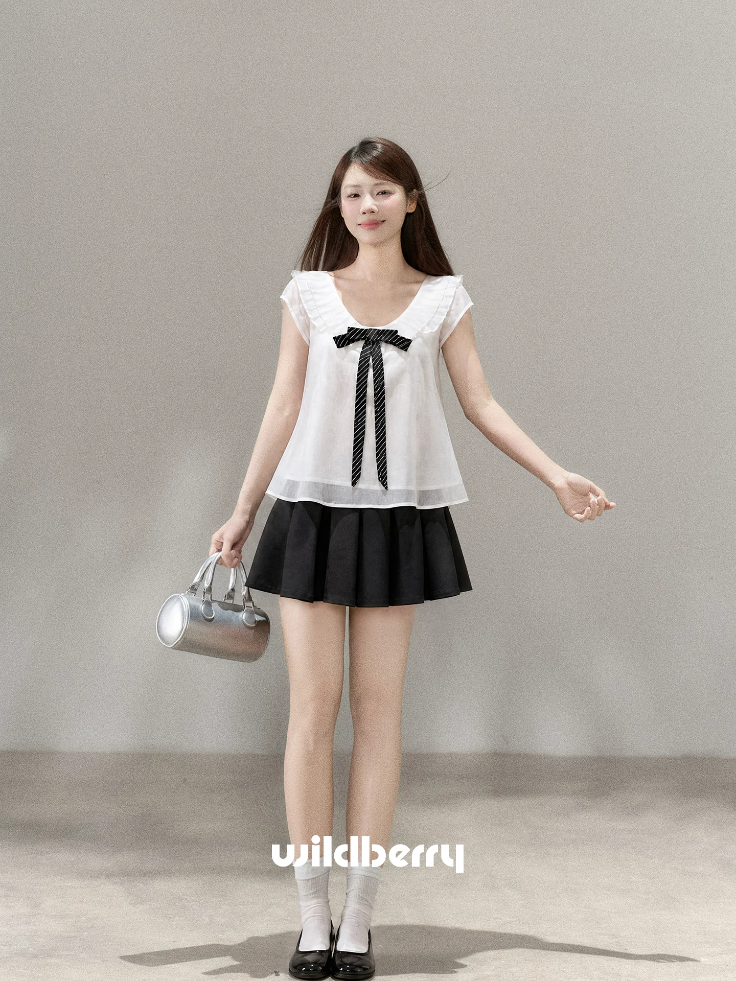 Wildberry ホワイト 半袖シャツ