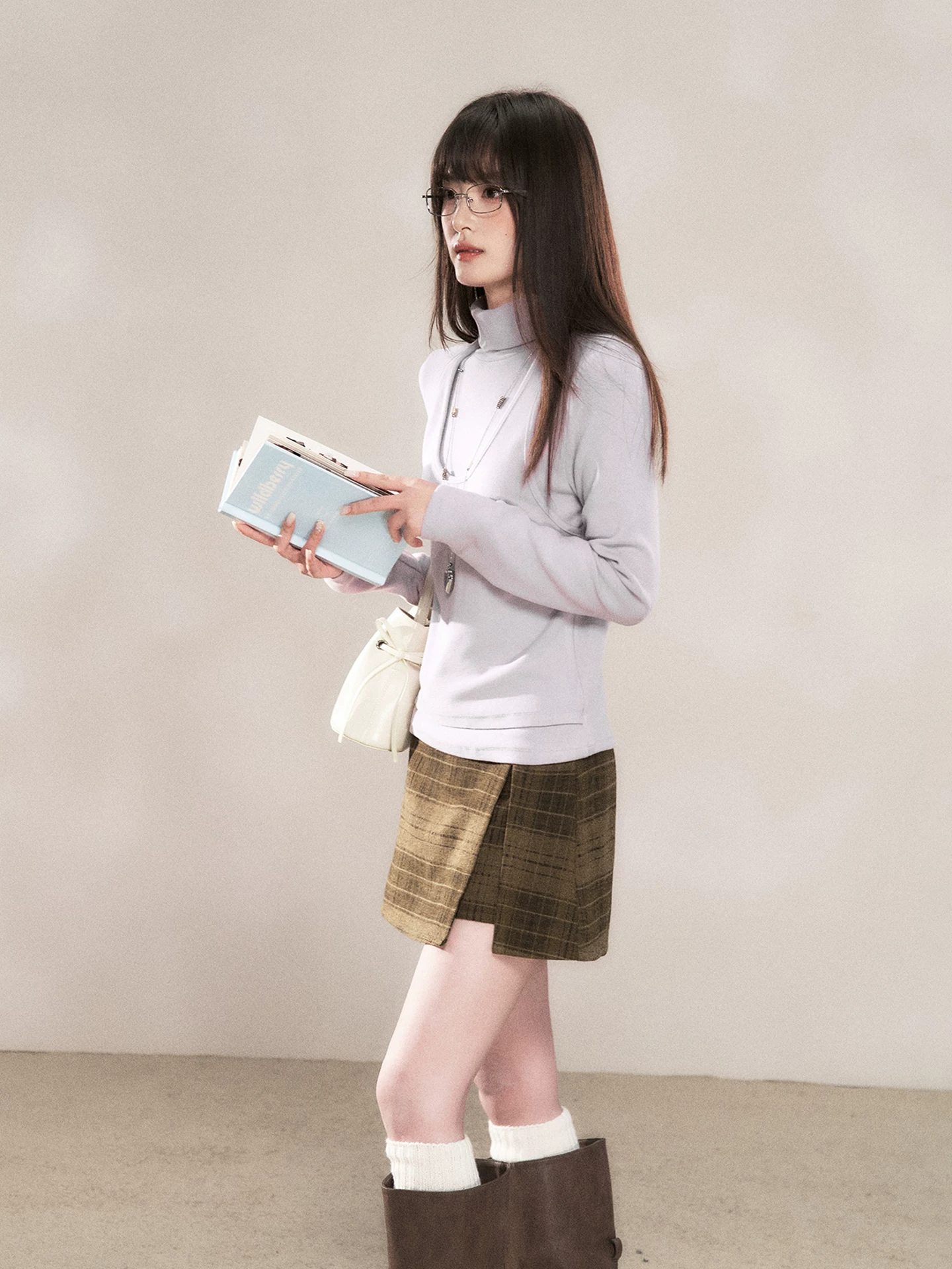 Wildberry レイヤード風 ハイネック長袖Tシャツ