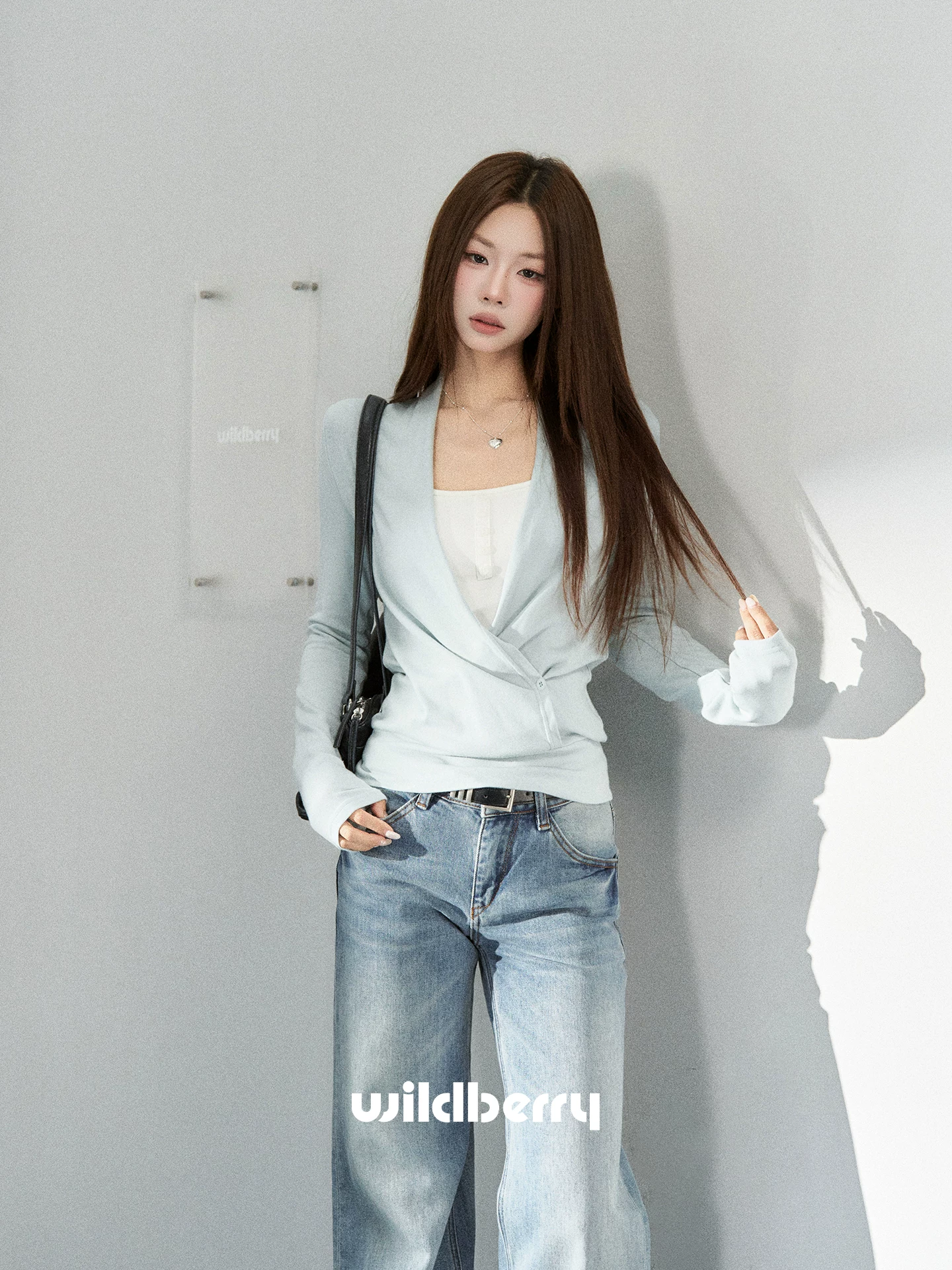 Wildberry 重ね着風 Vネック長袖Tシャツ