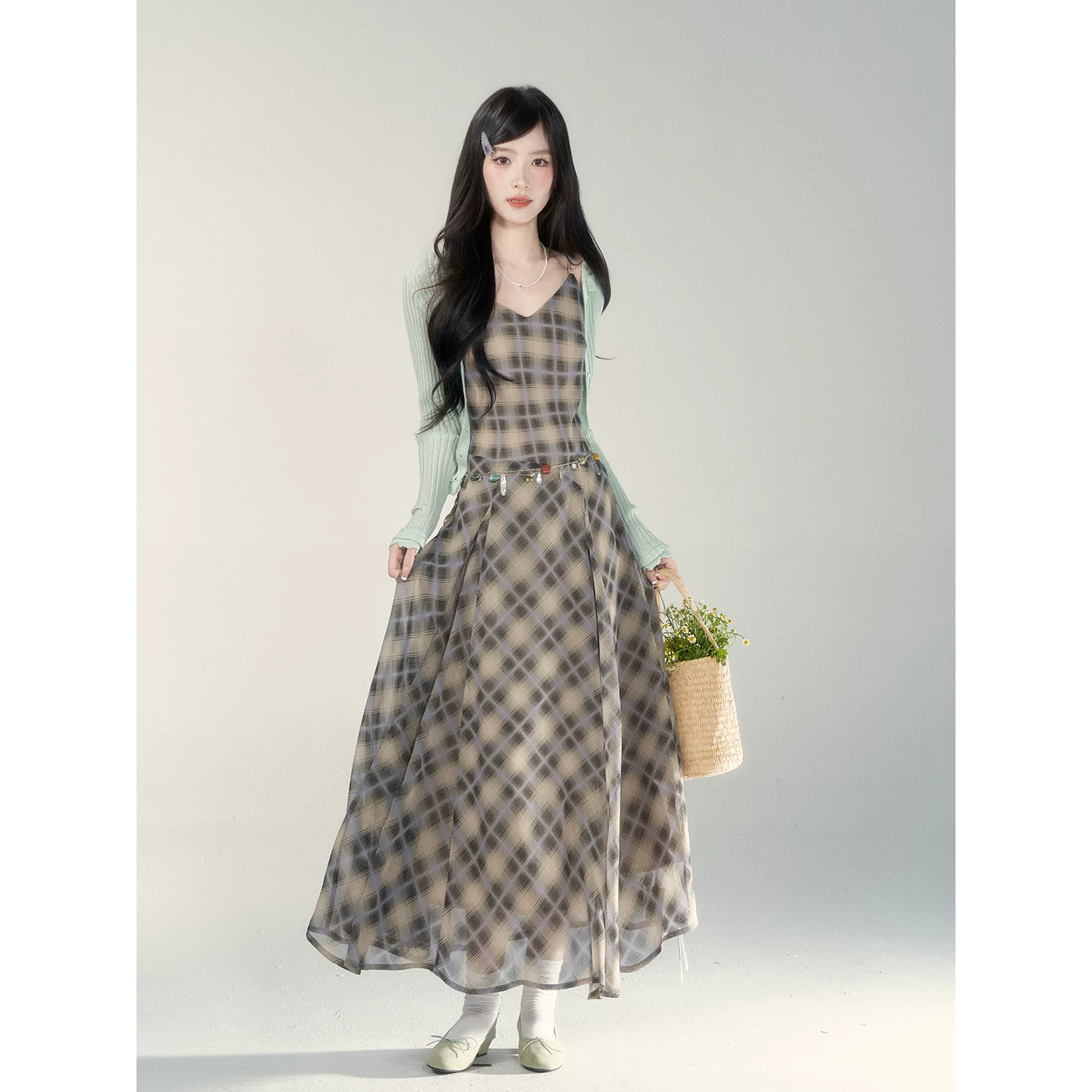Wildberry Vネック ショートニットカーディガン