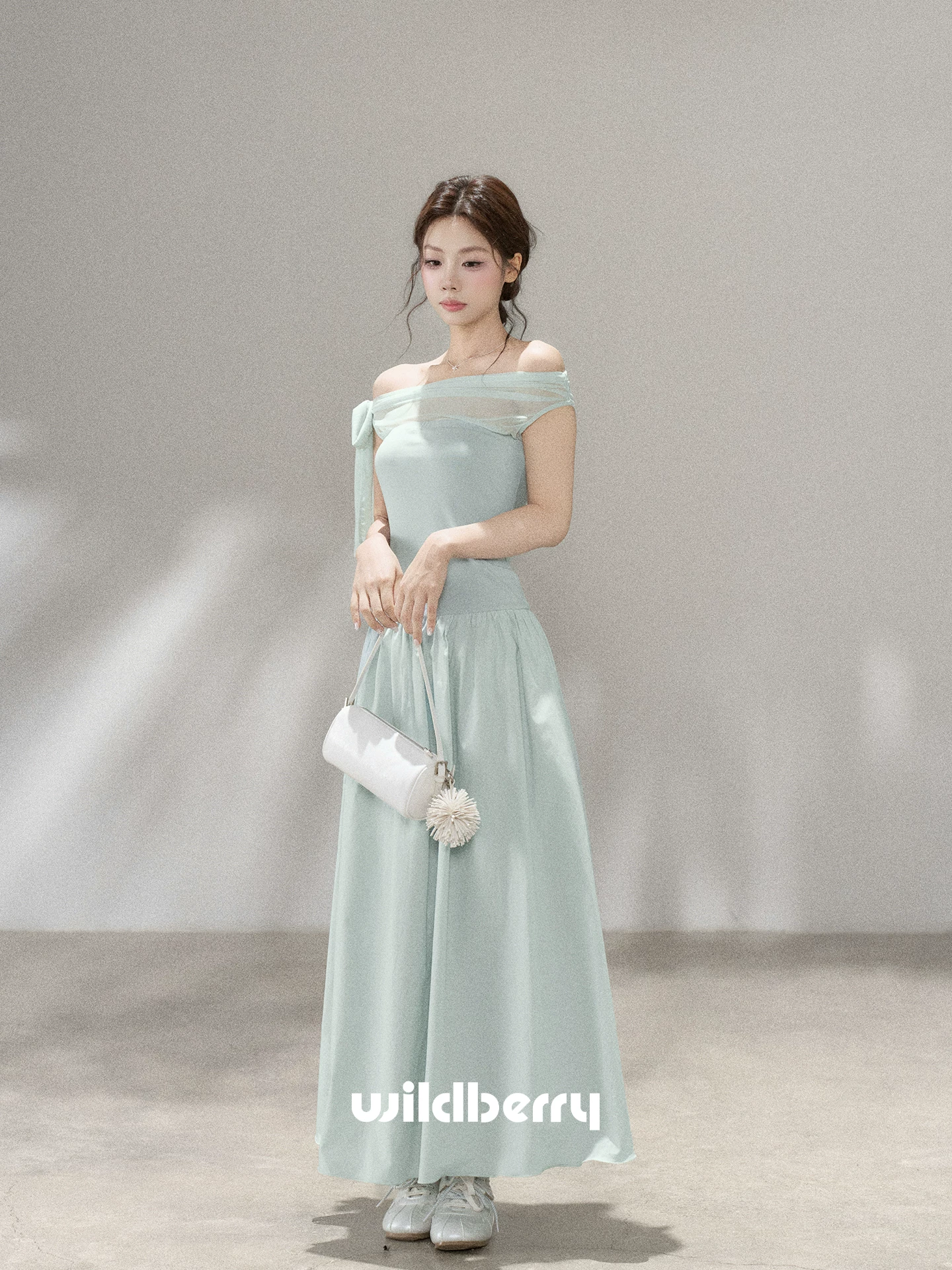 Wildberry オフショルダー シフォンロングワンピース