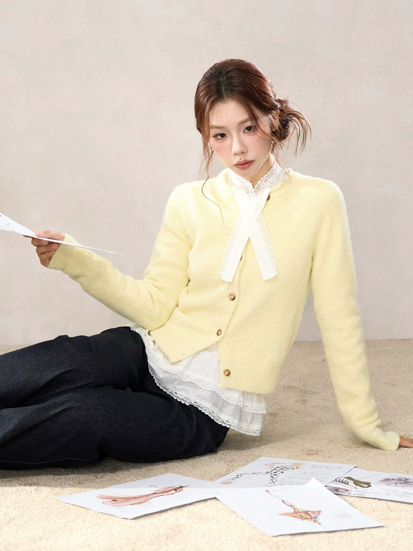 Wildberry ボタンニットカーディガン＆Tシャツ