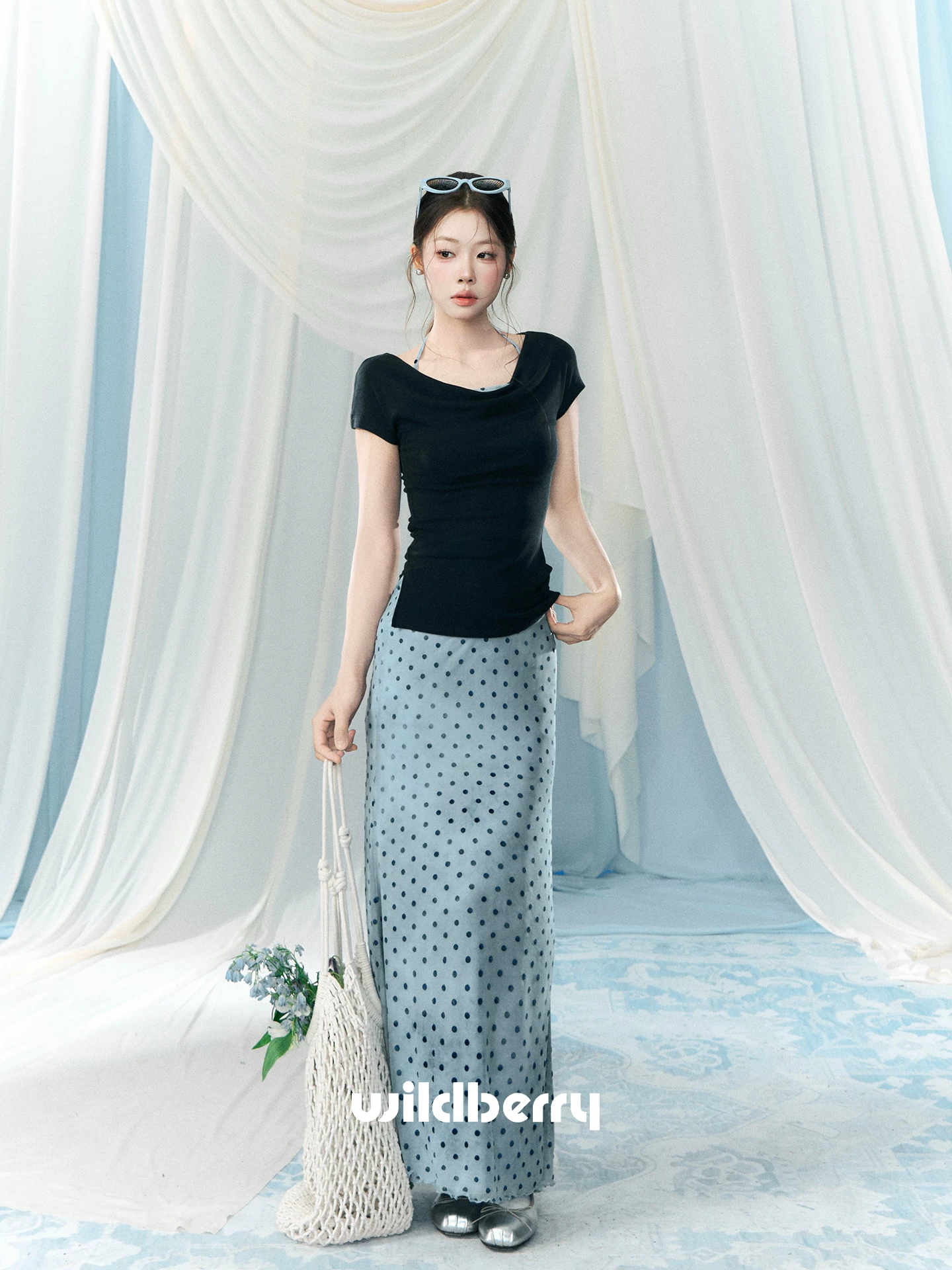 Wildberry Vネック 半袖ニットトップス