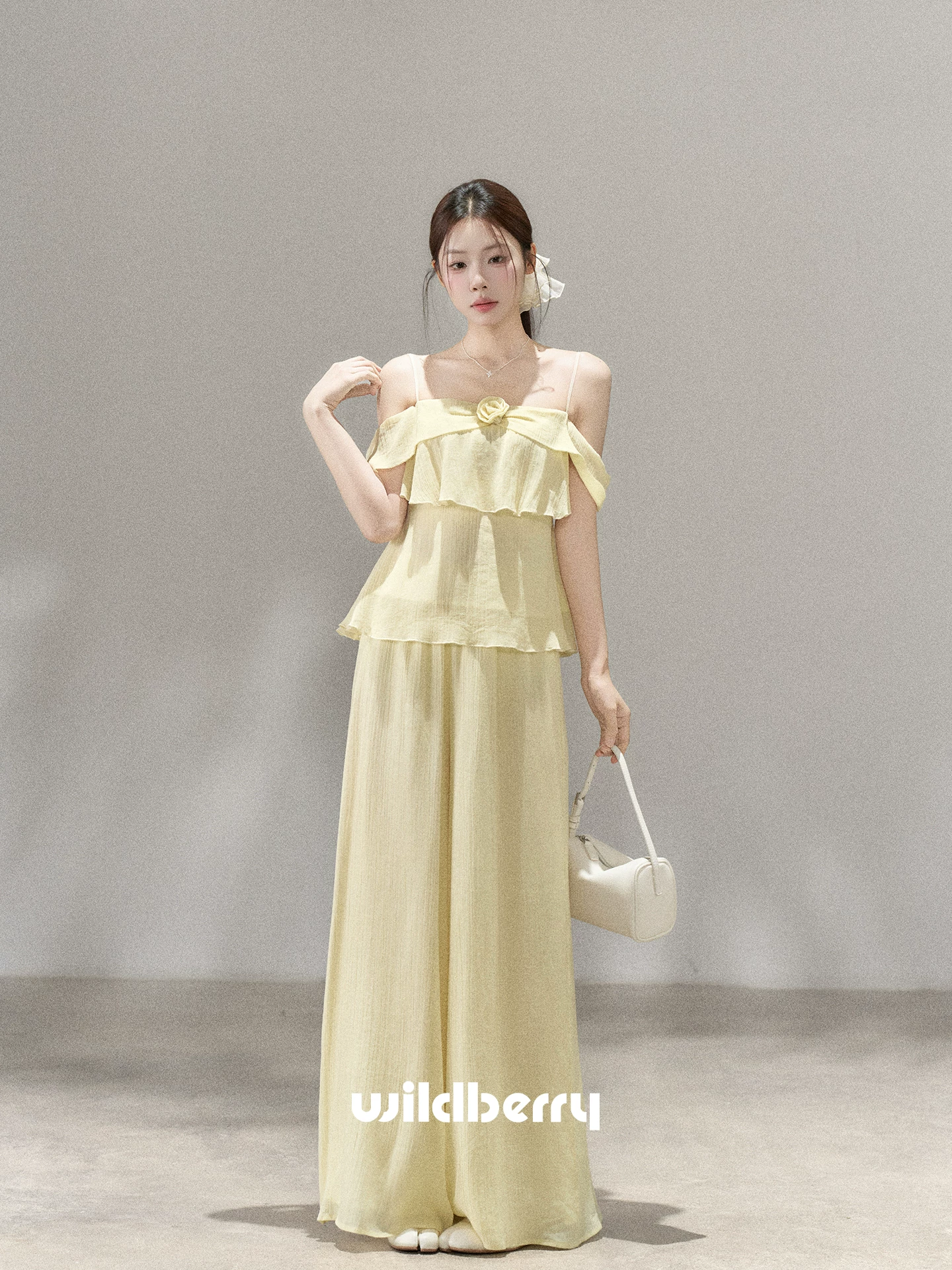 Wildberry オフショルダーキャミ＆ワイドパンツ