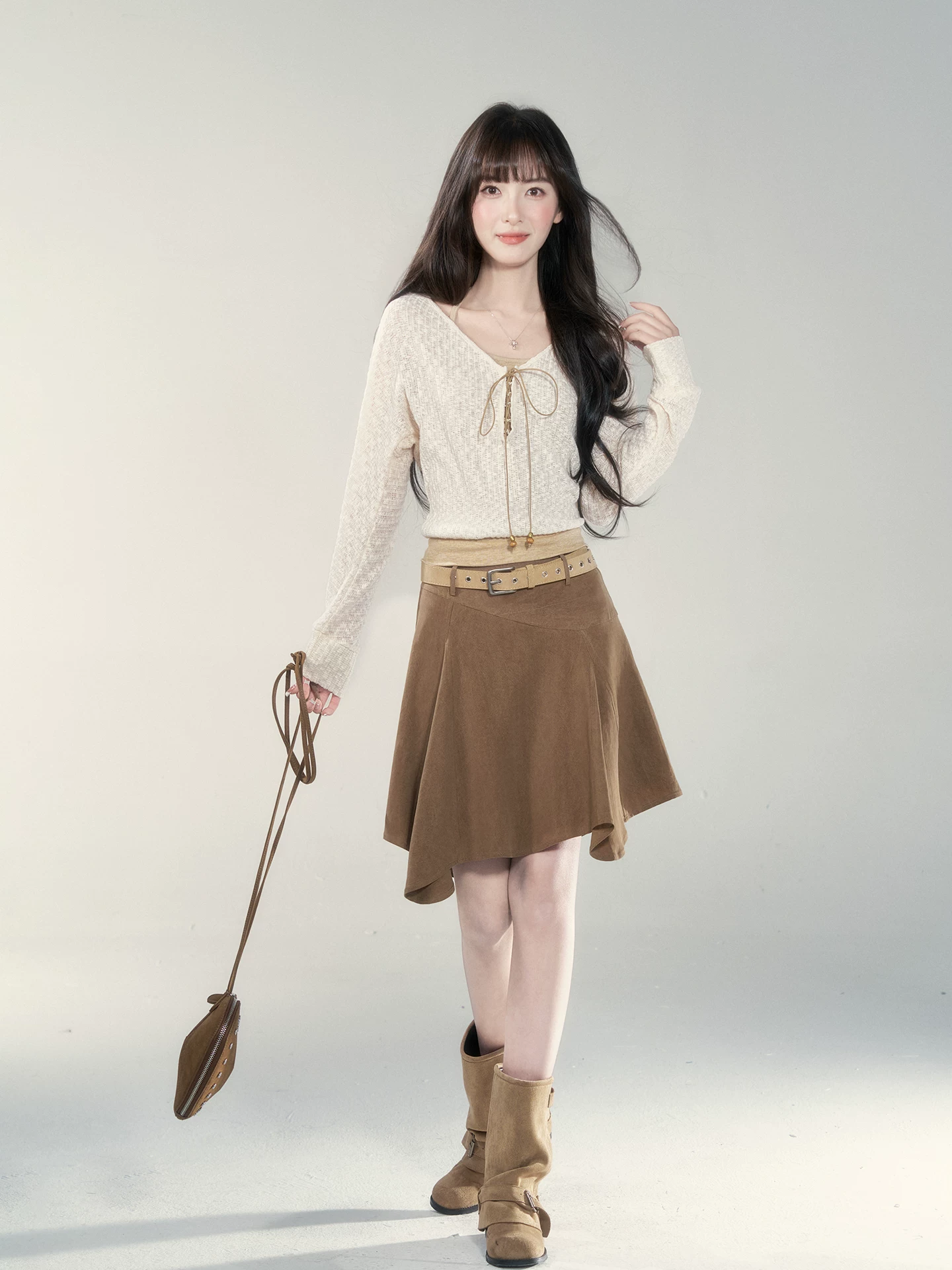 Wildberry Vネック ニットトップス