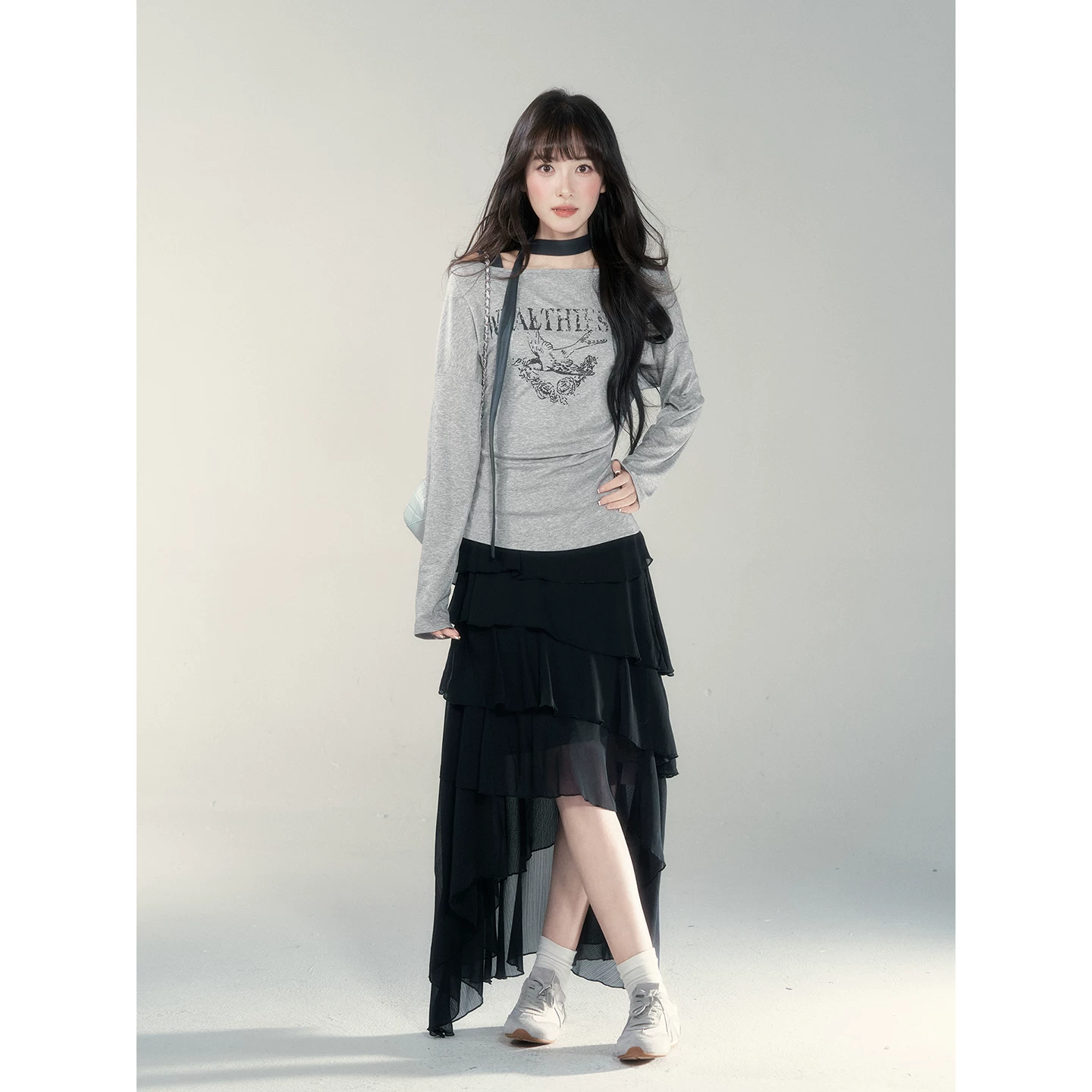Wildberry ブラック アシンメトリーAラインスカート