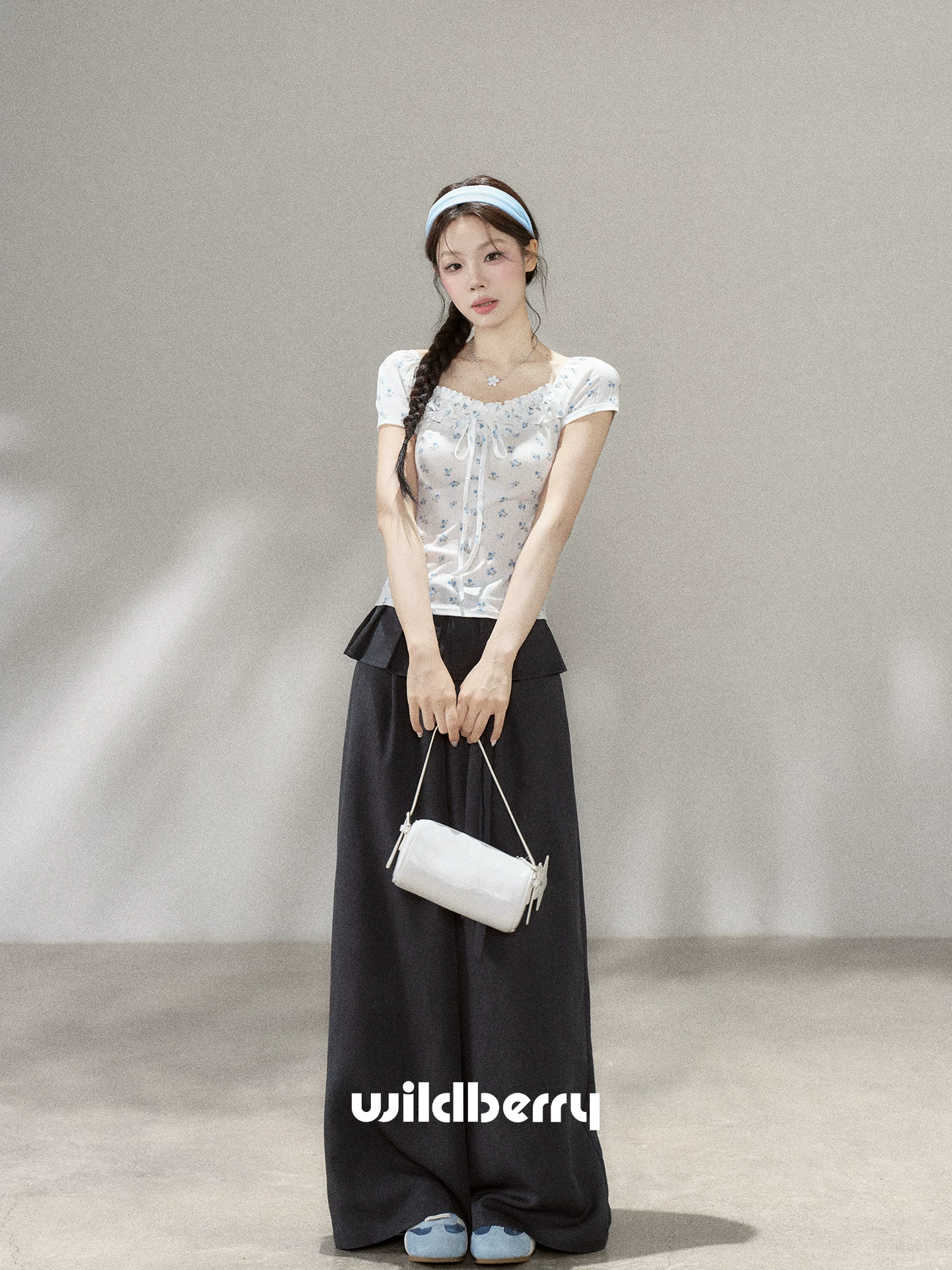 Wildberry ストレート ワイドパンツ