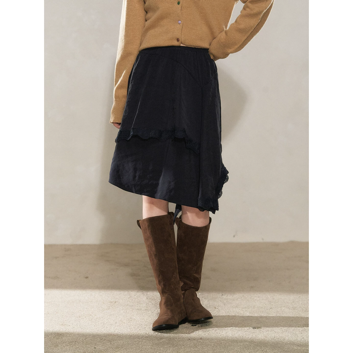 Wildberry ネイビー アシンメトリーAラインスカート