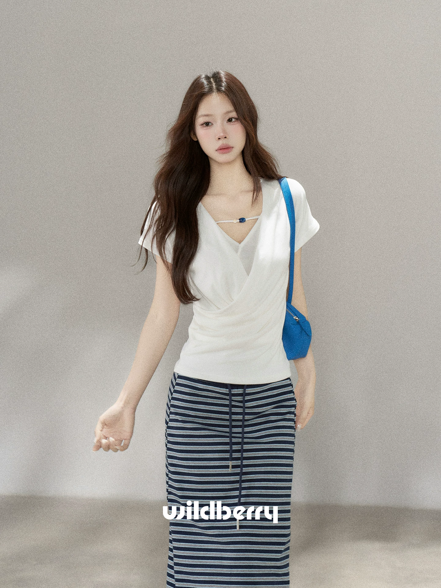 Wildberry ホワイト 重ね着風半袖Tシャツ
