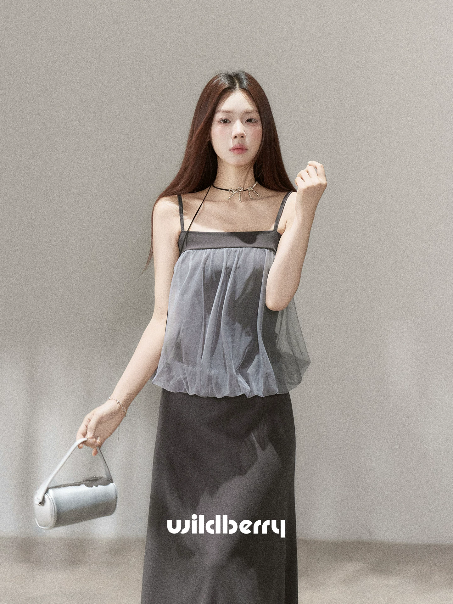 Wildberry ショートキャミ＆ストレートスカート