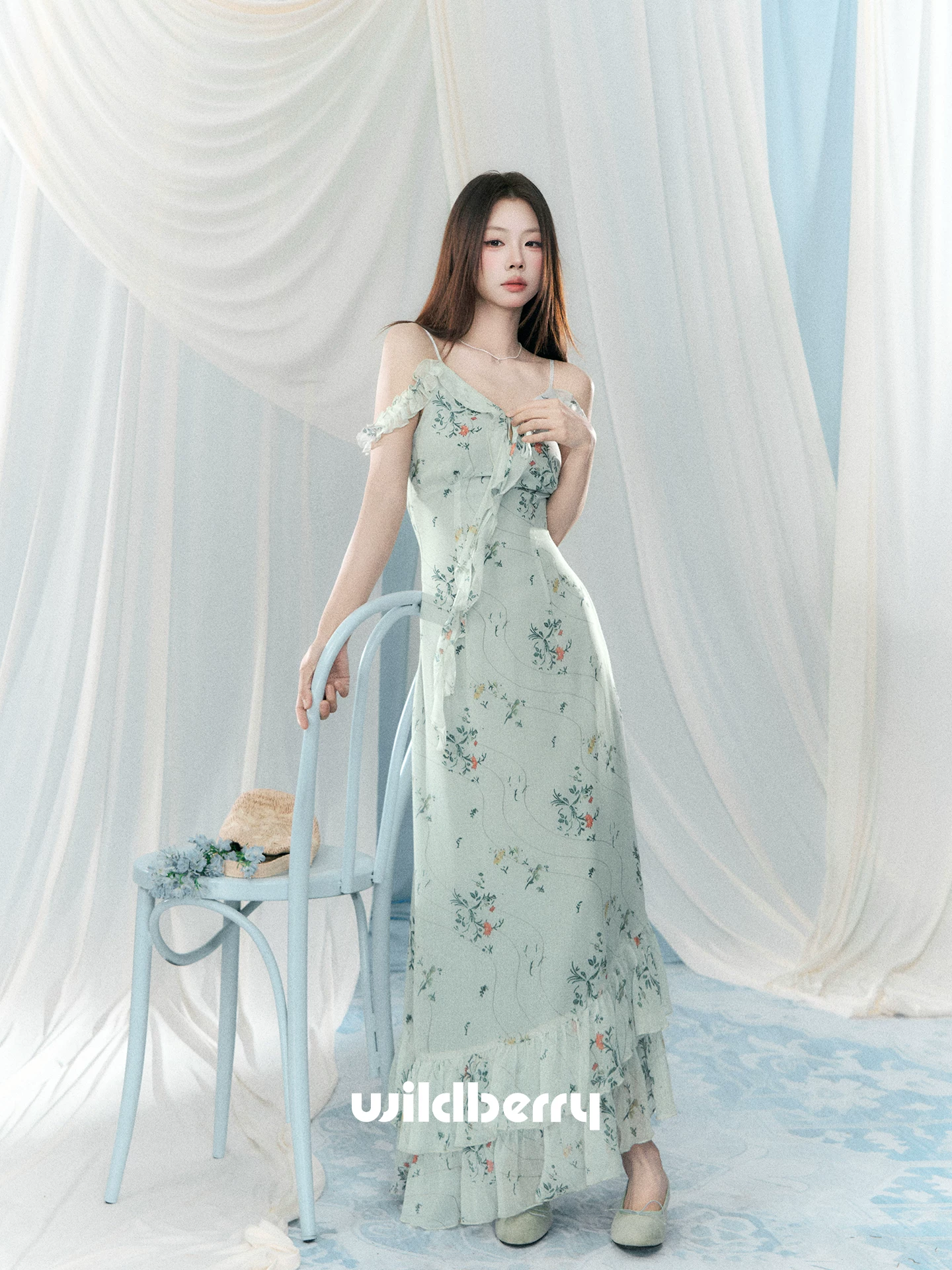 Wildberry 小花柄 キャミロングワンピース