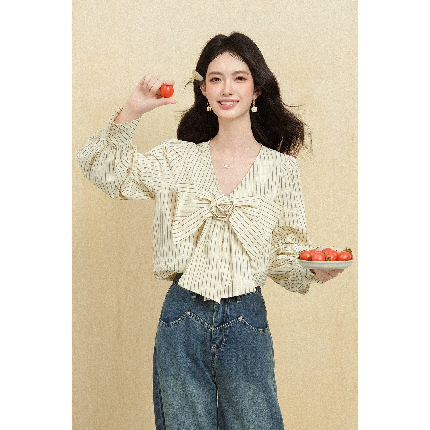 リボン付き ストライプブラウス 商品写真
